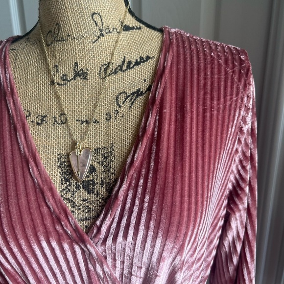 Pink Velvet Dress Belted Dress size Medium - Picture 5 of 7